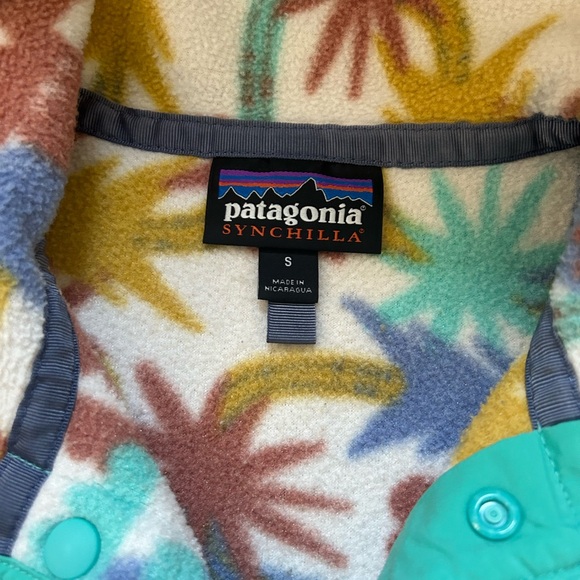 Patagonia Lightweight Synchilla Snap-T Fleece Pullover - Picture 5 of 6